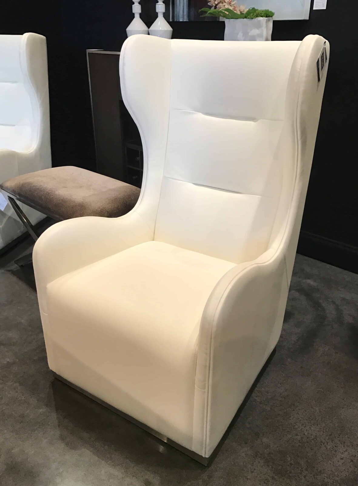 012 Sleek Contemporary Wingback Chair Lk Design Home Interior