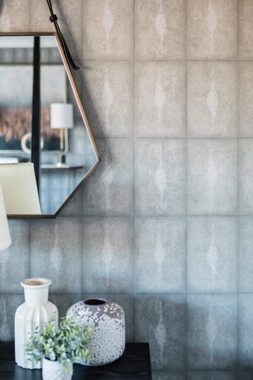 gray chagreen wallpaper mirror vases