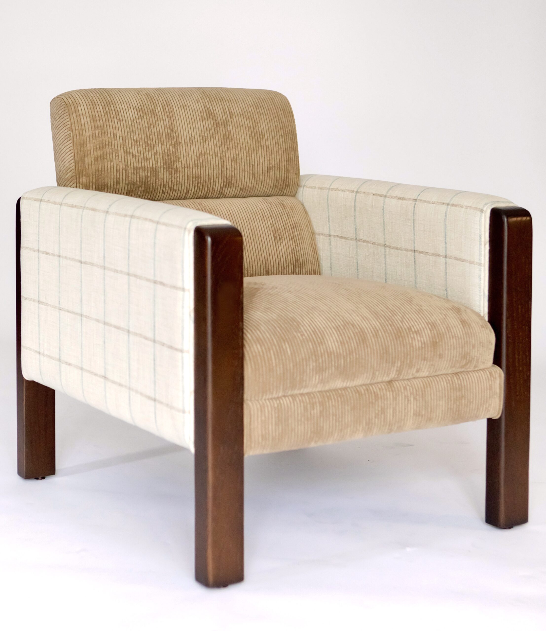 LK Design Green Chair Project chair 2023